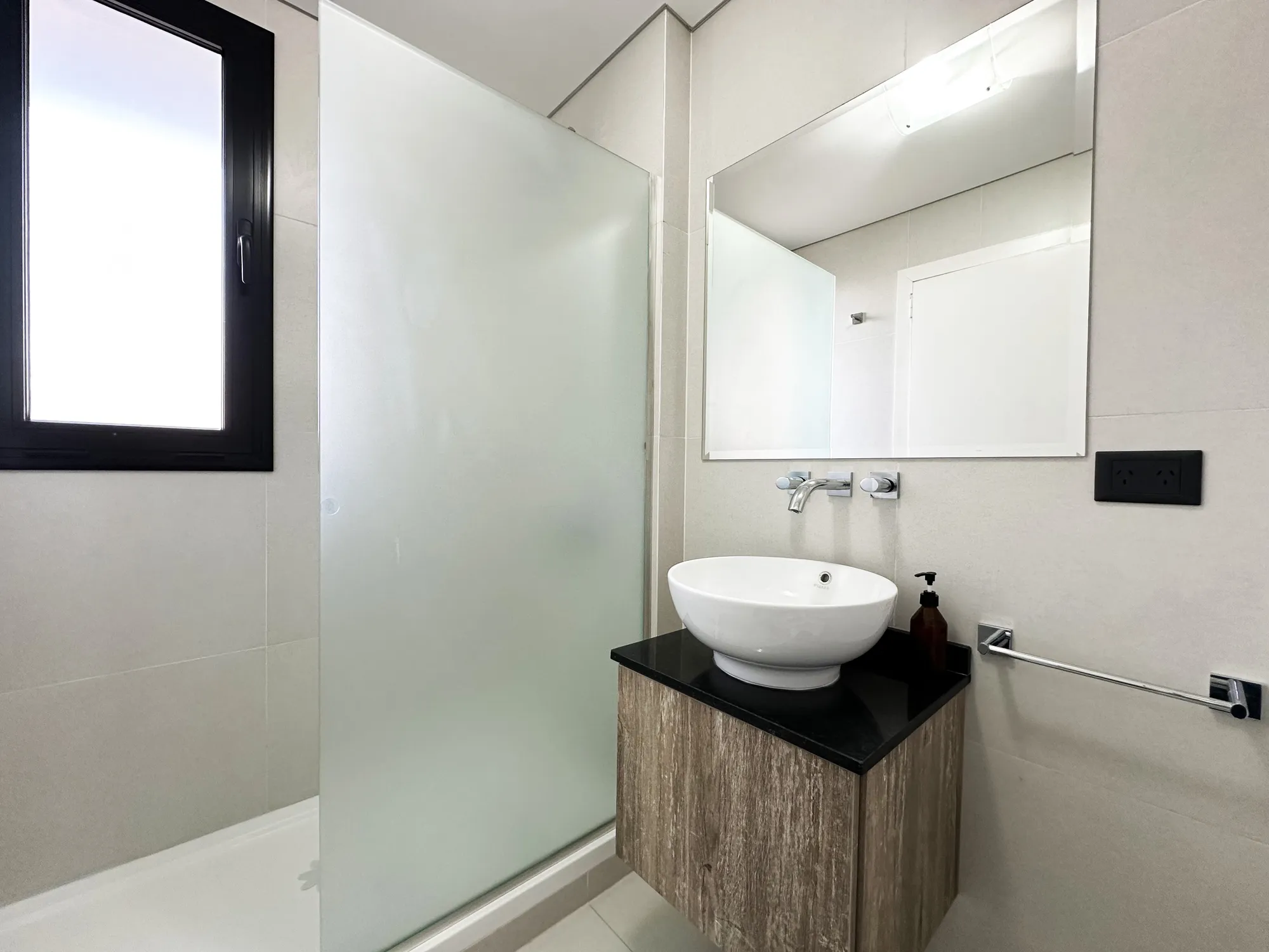 Paraíso en Las Cañitas - 2 amb, baño y toilette 15