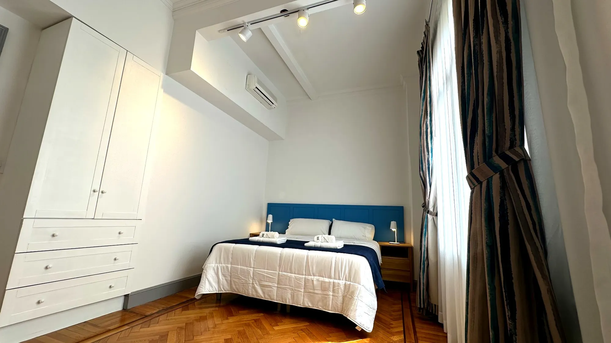 Elegante 3 Dorm. · 3 baños · Obelisco · Centro 24